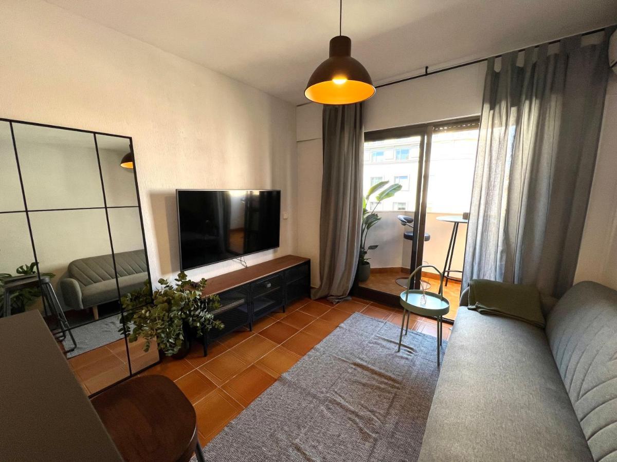 Apartamento Botero Alicante Bagian luar foto