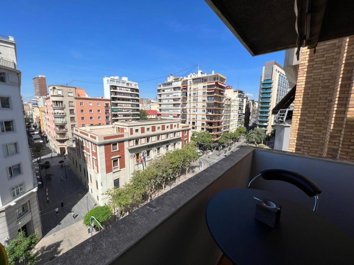 Apartamento Botero Alicante Bagian luar foto