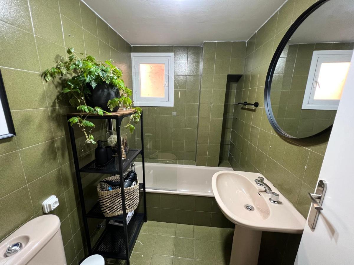 Apartamento Botero Alicante Bagian luar foto